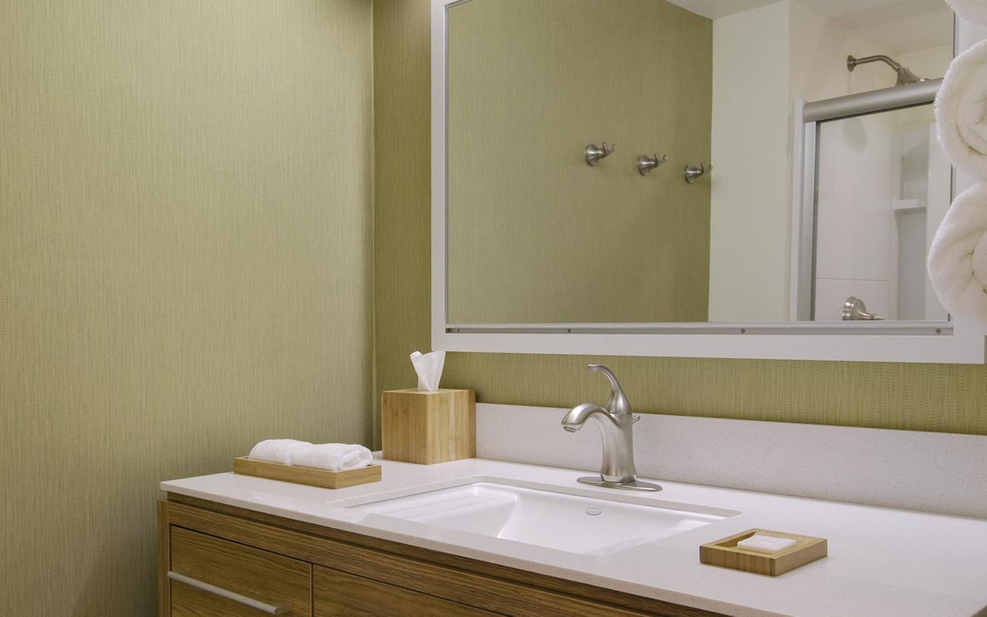Home2 Suites By Hilton วินเทอร์การ์เดน ภายนอก รูปภาพ